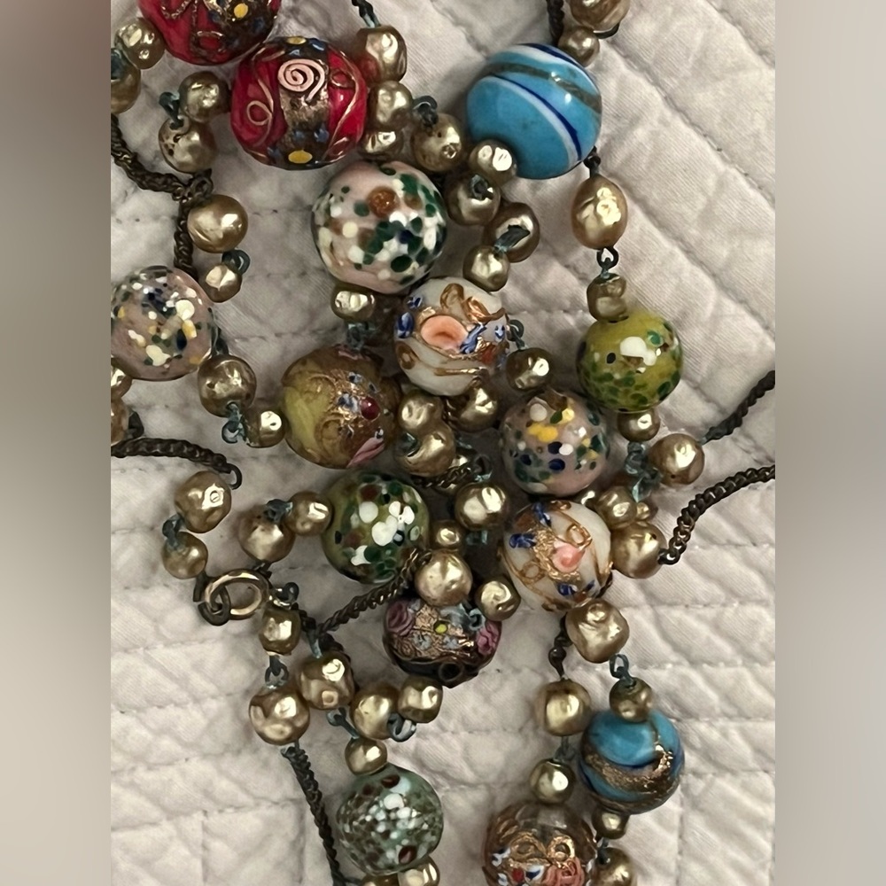 NECKLACE Italy WEDDING CAKE BEADS Italian Venetian Murano glass beads
